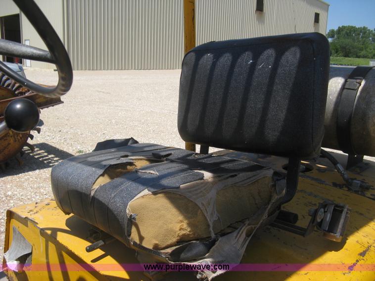 image for item H5292 Hyster rough terrain forklift