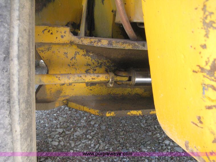 image for item H5292 Hyster rough terrain forklift