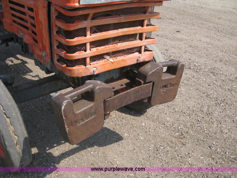 image for item H5321 1989 Kubota 2050 tractor