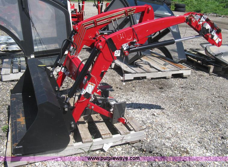 image for item H5421 Compact tractor front end loader