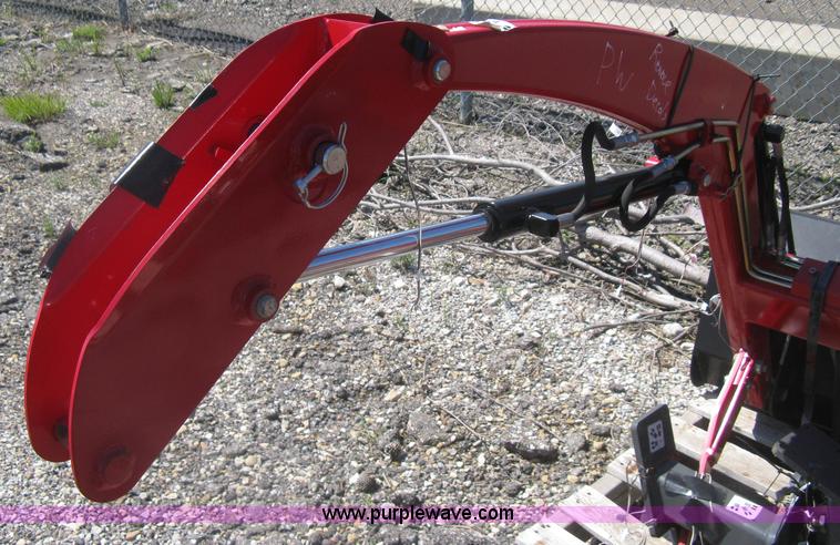 image for item H5421 Compact tractor front end loader