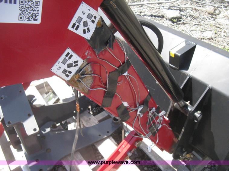 image for item H5421 Compact tractor front end loader