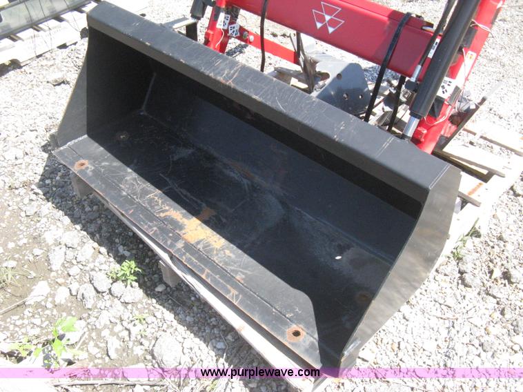 image for item H5421 Compact tractor front end loader