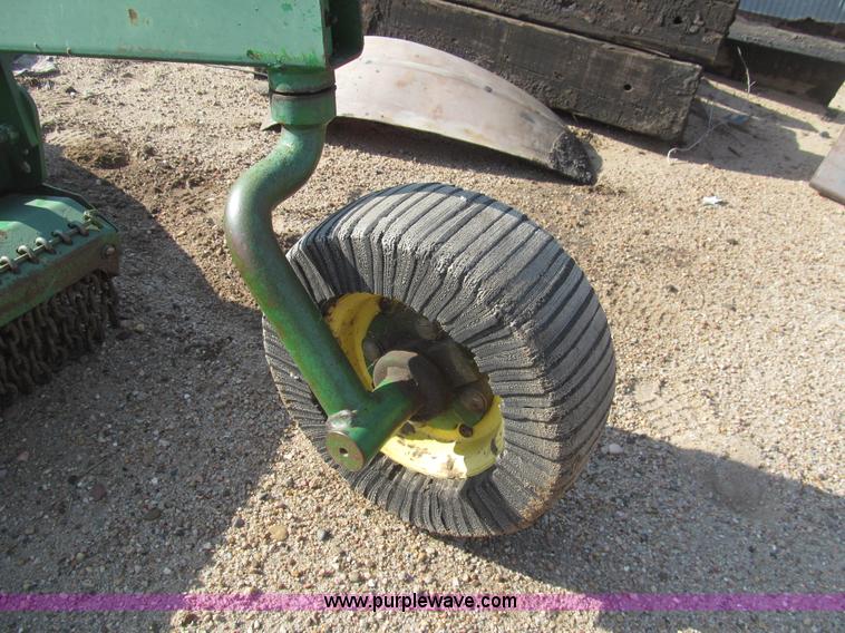 image for item H8915 John Deere MX10 rotary mower