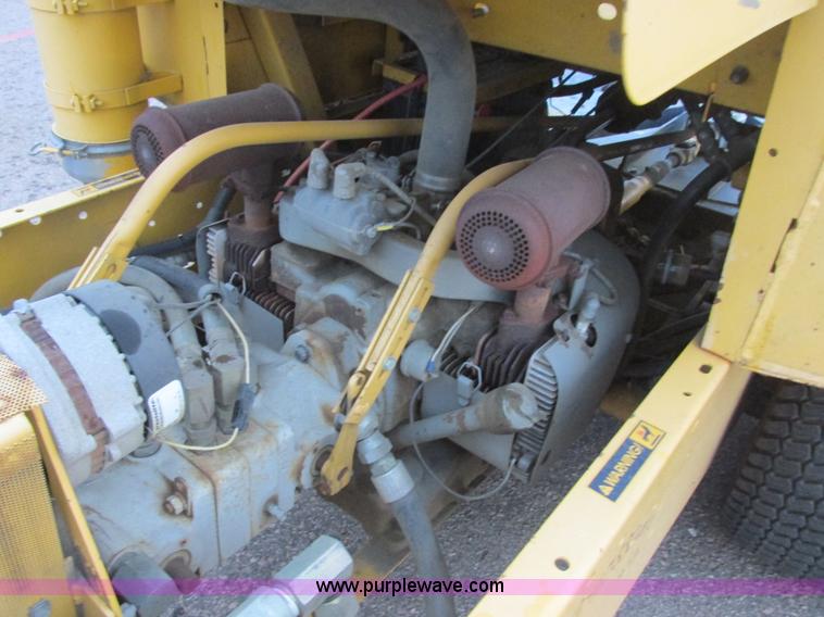 image for item I6214 Excel Hustler 24696 zero turn lawn mower