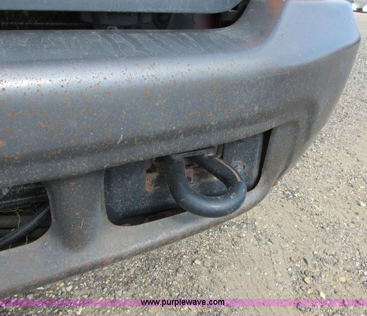 image for item I6217 2000 Ford F350 Super Duty XL SuperCab service truck with crane