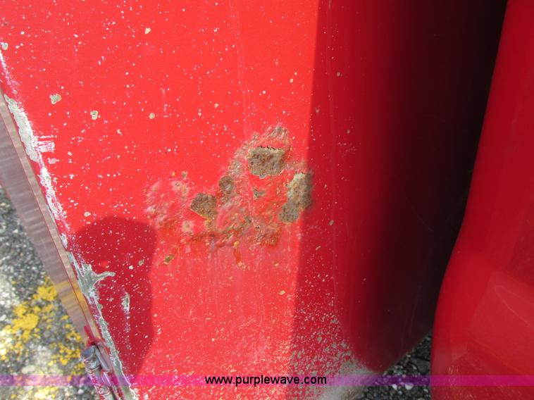 image for item I6217 2000 Ford F350 Super Duty XL SuperCab service truck with crane