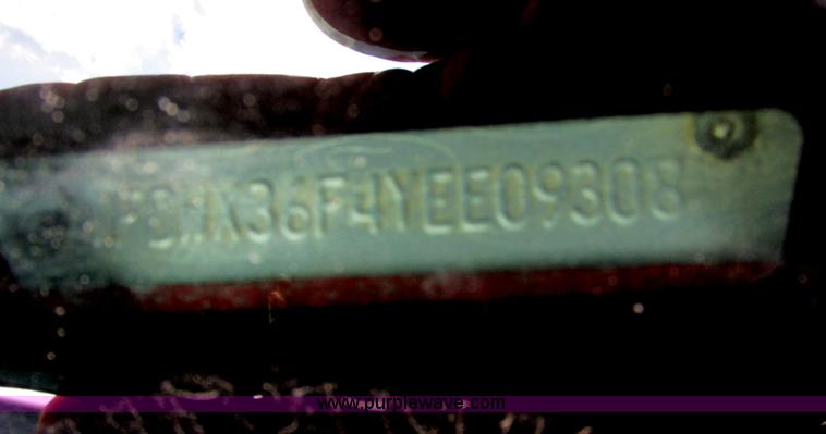 image for item I6217 2000 Ford F350 Super Duty XL SuperCab service truck with crane