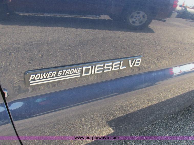 image for item I6218 2001 Ford F350 Super Duty XL SuperCab service truck with crane