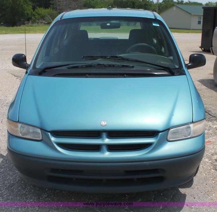image for item I7263 1997 Dodge Caravan