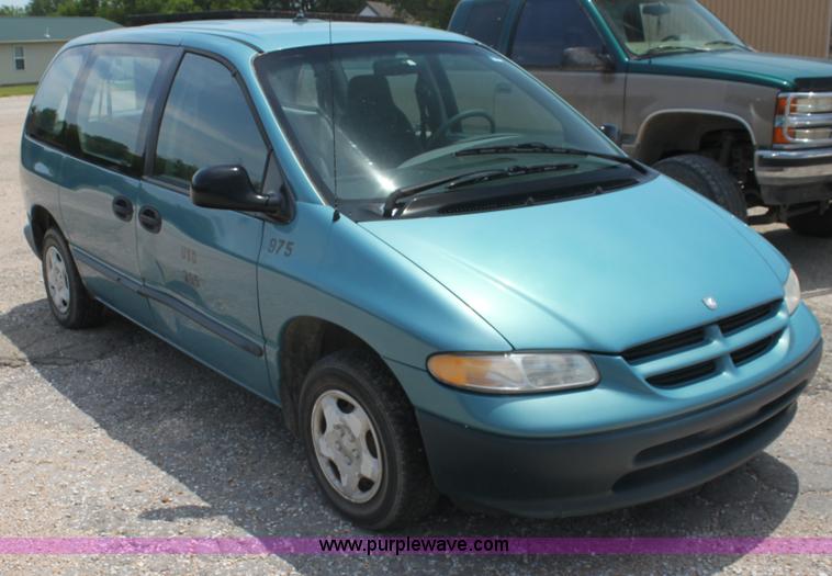 image for item I7263 1997 Dodge Caravan