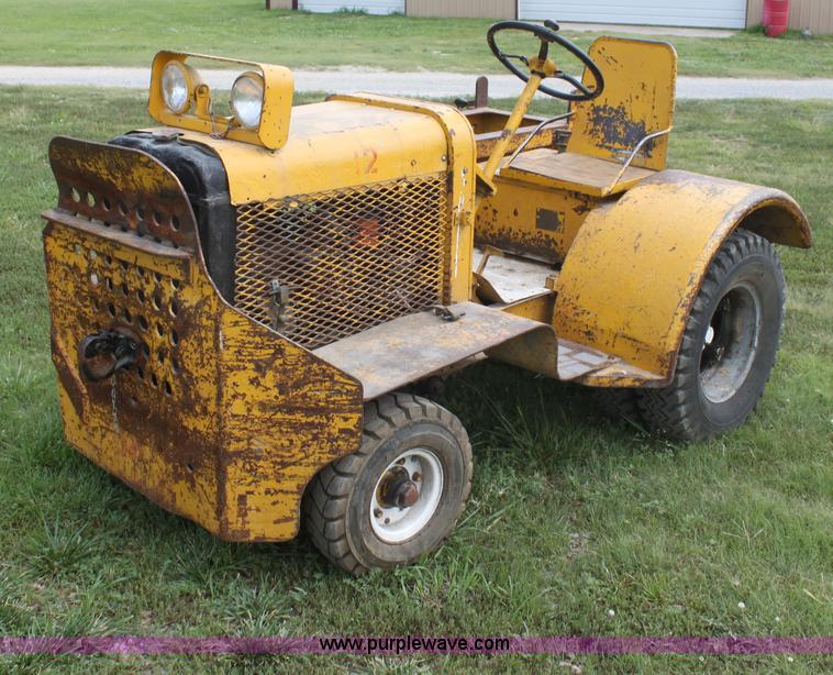 image for item I7279 1975 Clarktor aircraft tug