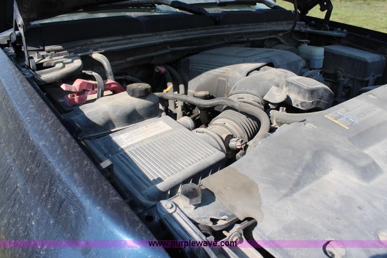 image for item J1065 2007 Chevrolet Silverado 1500 Z71 Crew Cab pickup truck