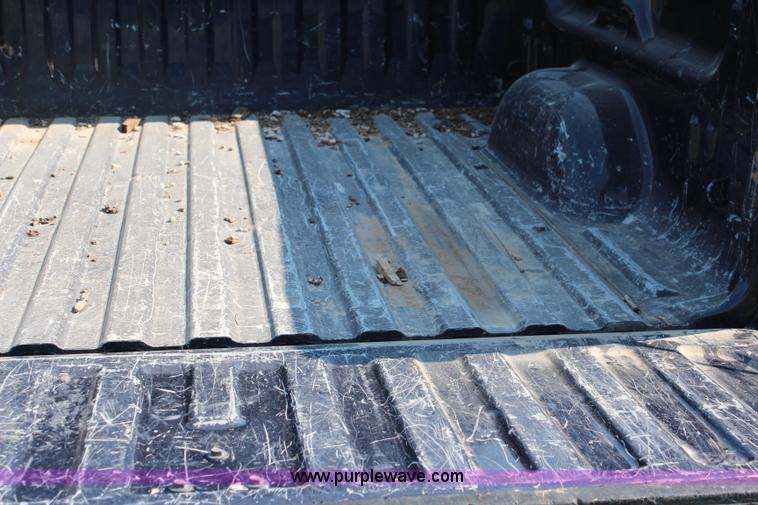 image for item J1065 2007 Chevrolet Silverado 1500 Z71 Crew Cab pickup truck