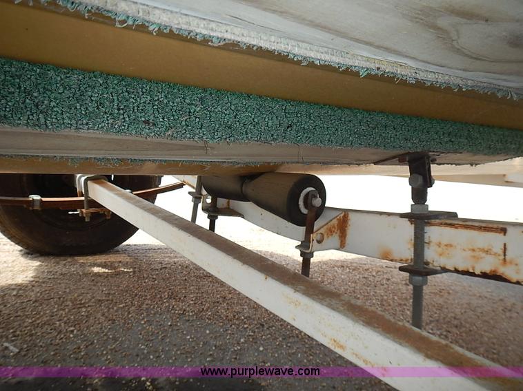 image for item J3161 1977 Caprice boat