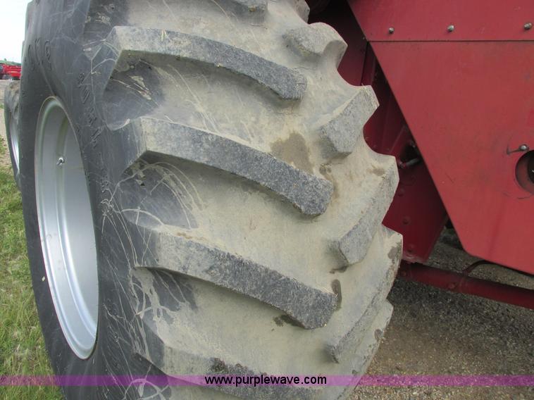 image for item A8733 1989 Case IH 1680 combine