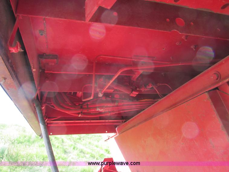 image for item A8733 1989 Case IH 1680 combine