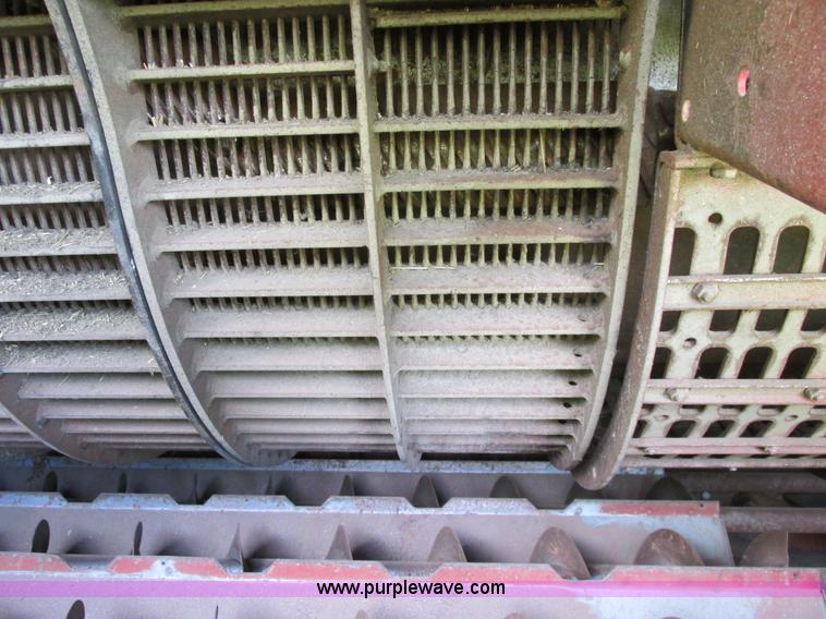 image for item A8733 1989 Case IH 1680 combine