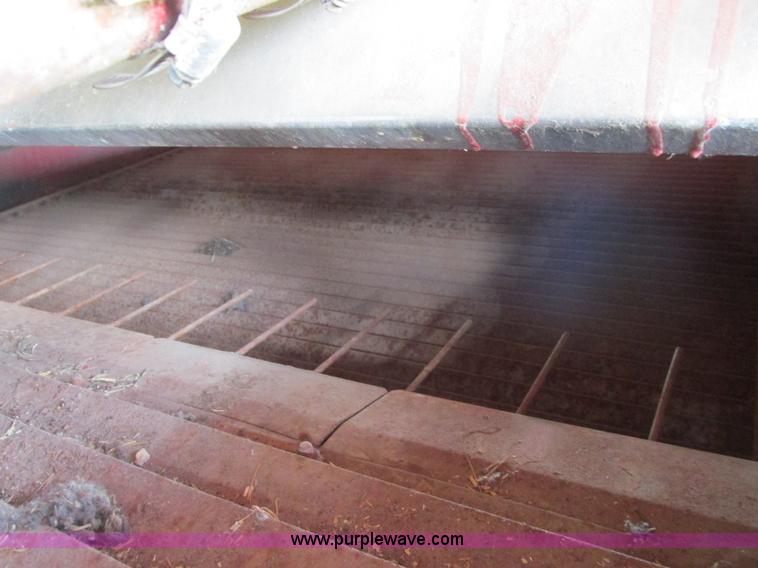 image for item A8733 1989 Case IH 1680 combine