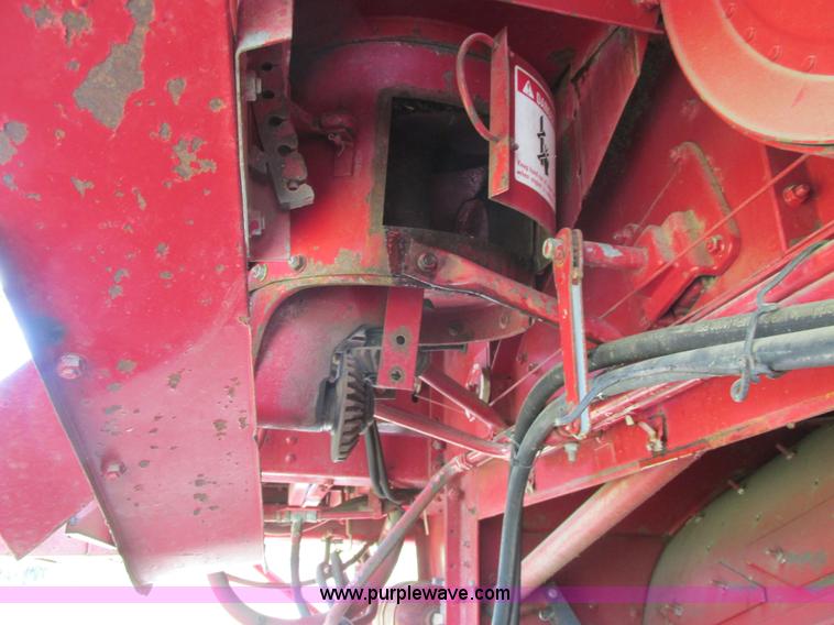 image for item A8733 1989 Case IH 1680 combine