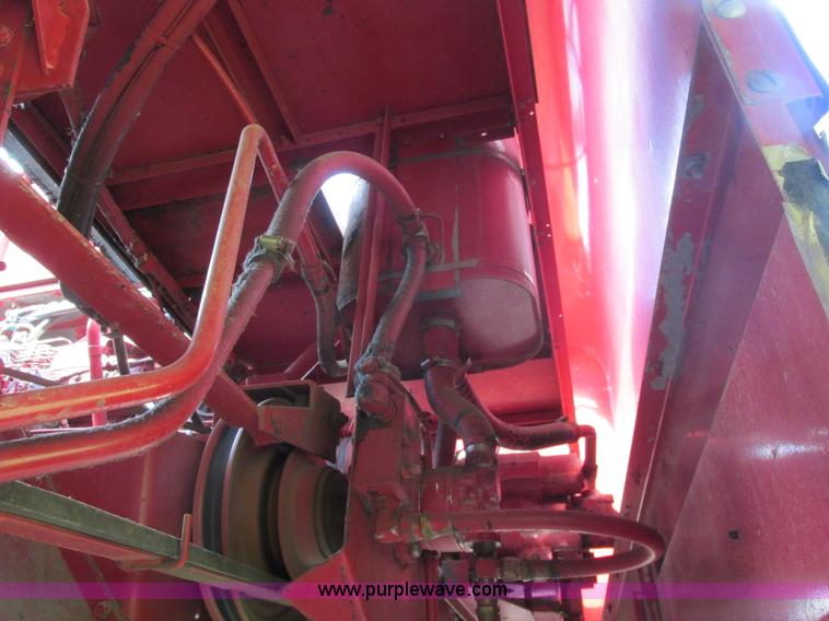 image for item A8733 1989 Case IH 1680 combine