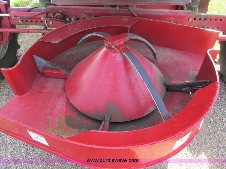 image for item A8733 1989 Case IH 1680 combine