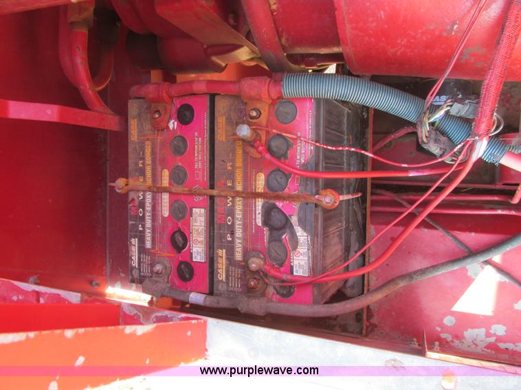 image for item A8733 1989 Case IH 1680 combine