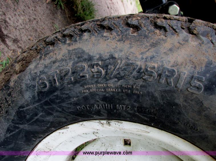 image for item A8734 2004 New Holland 94C draper head