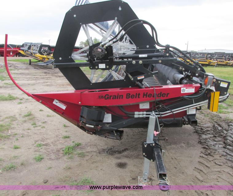 image for item A8735 2009 Honey Bee SP40 draper head