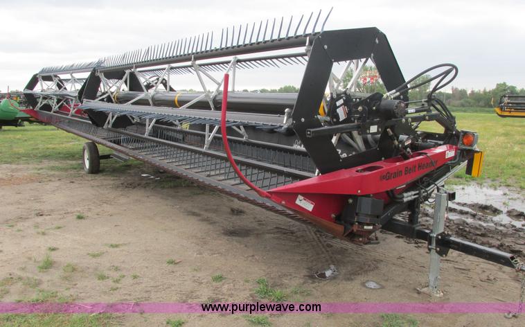 image for item A8735 2009 Honey Bee SP40 draper head