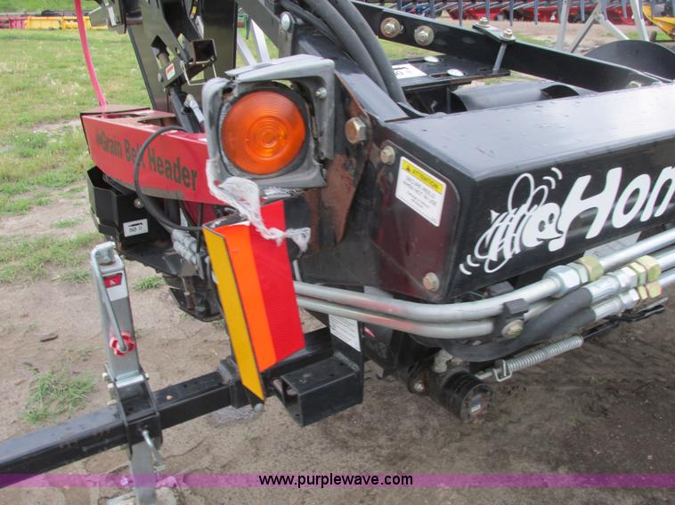 image for item A8735 2009 Honey Bee SP40 draper head