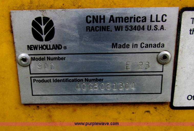 image for item A8736 2008 New Holland 94C draper head