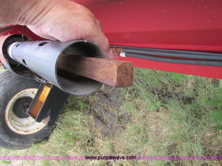 image for item A8738 1999 Case IH 1042 draper head