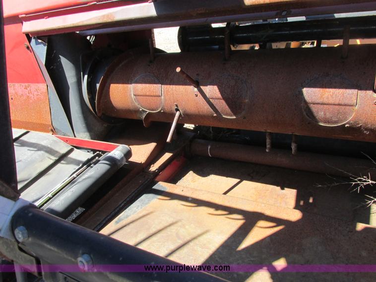 image for item A8738 1999 Case IH 1042 draper head