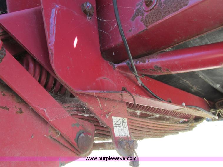 image for item A8738 1999 Case IH 1042 draper head