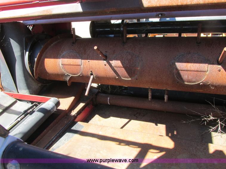image for item A8738 1999 Case IH 1042 draper head