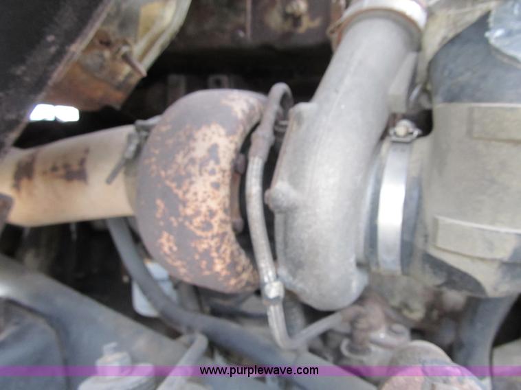 image for item AC9363 1986 International S2300 grain truck