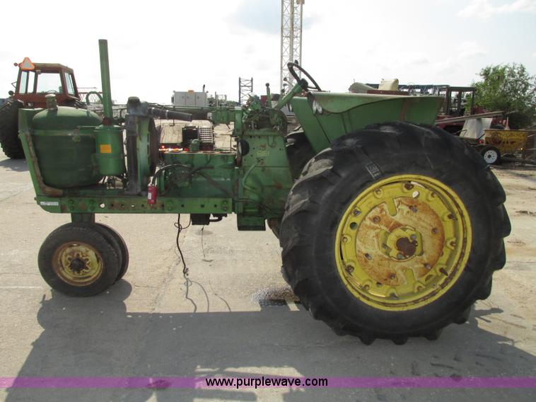 image for item AE9283 John Deere row crop tractor