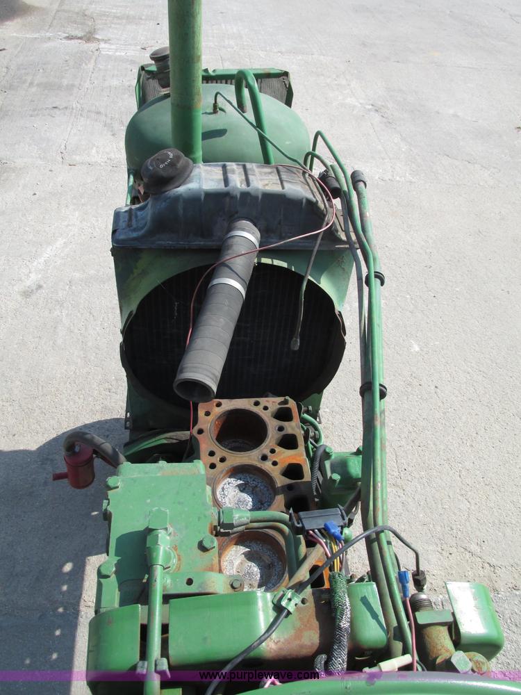 image for item AE9283 John Deere row crop tractor