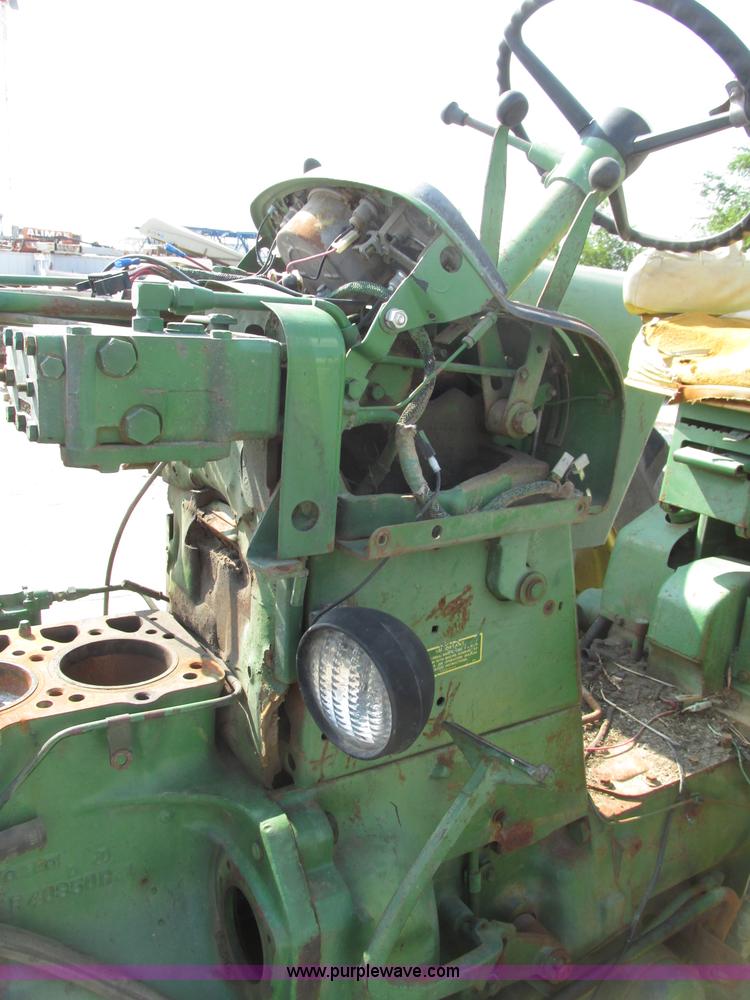 image for item AE9283 John Deere row crop tractor