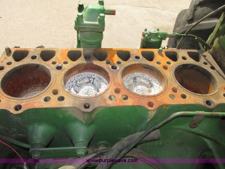 image for item AE9283 John Deere row crop tractor