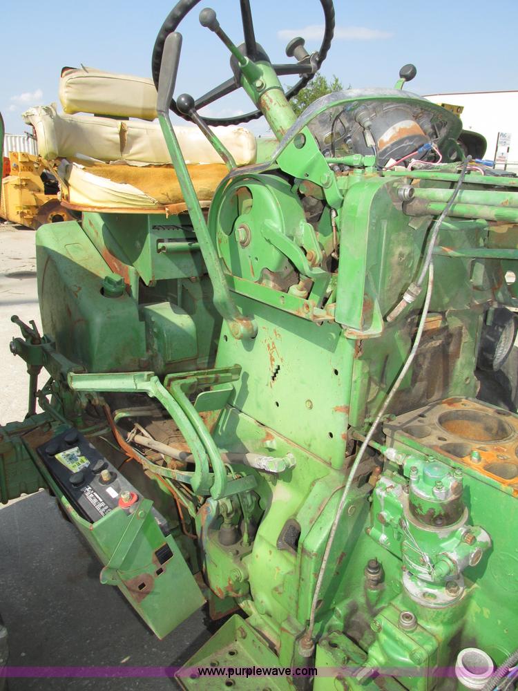 image for item AE9283 John Deere row crop tractor