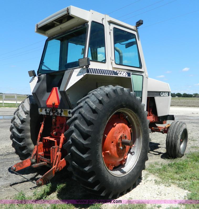 image for item AL9969 1979 Case 2290 tractor