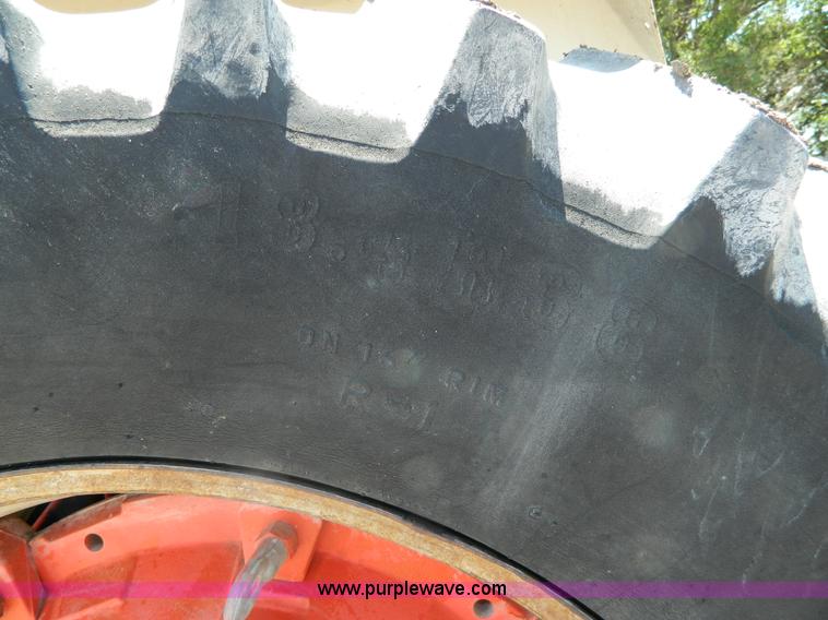 image for item AL9969 1979 Case 2290 tractor