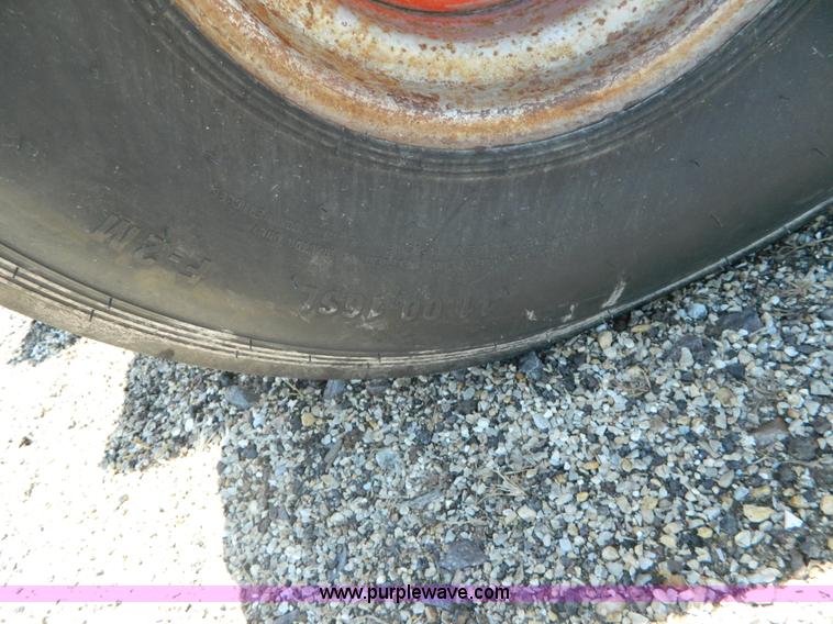 image for item AL9969 1979 Case 2290 tractor