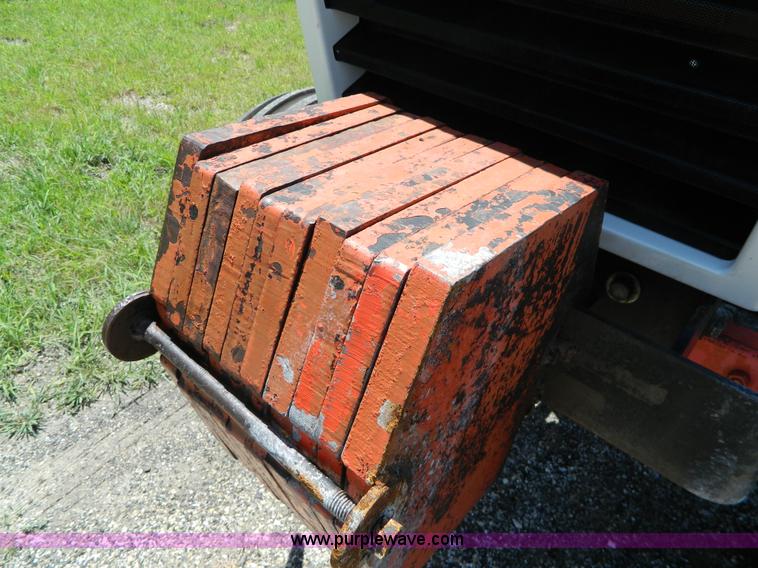 image for item AL9969 1979 Case 2290 tractor