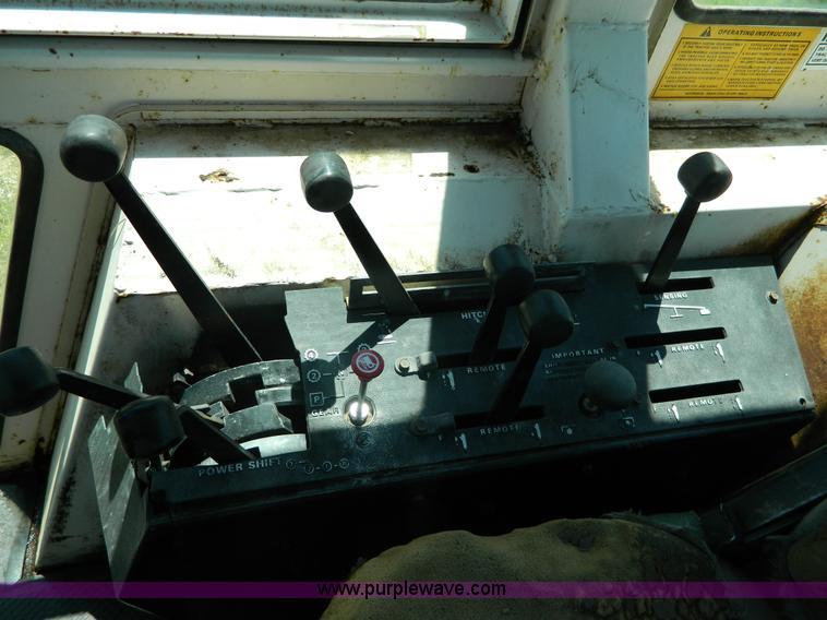 image for item AL9969 1979 Case 2290 tractor