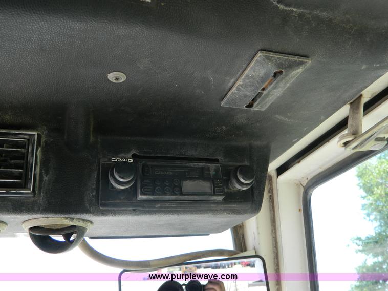 image for item AL9969 1979 Case 2290 tractor