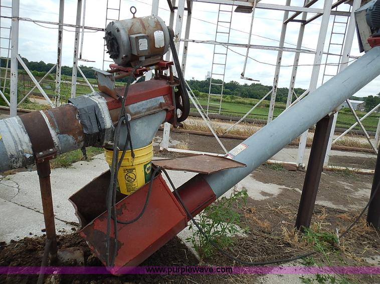 image for item BA9705 (7) 12 ton overhead bulk bins