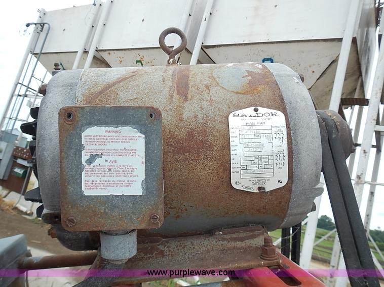 image for item BA9705 (7) 12 ton overhead bulk bins